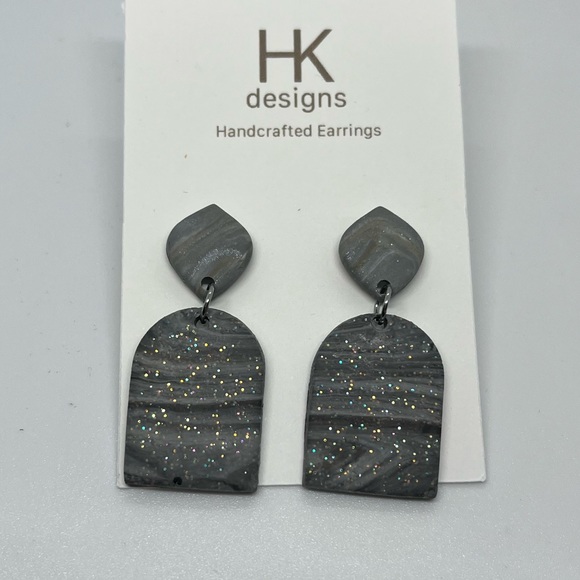 NWT Handmade Clay Earrings - Picture 10 of 11